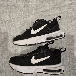Toddler Nike Air Max INTRLK Lite Sneakers